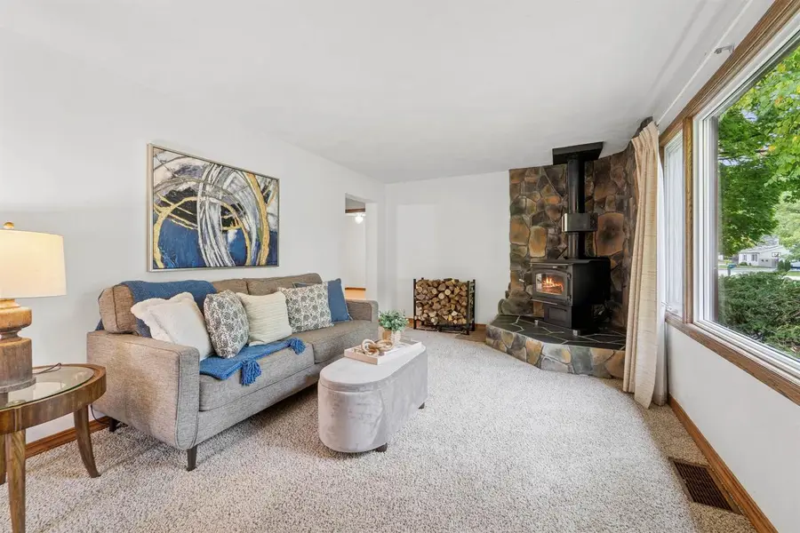 2427 BARBARA AVENUE, Appleton, WI 54915 - Image #3