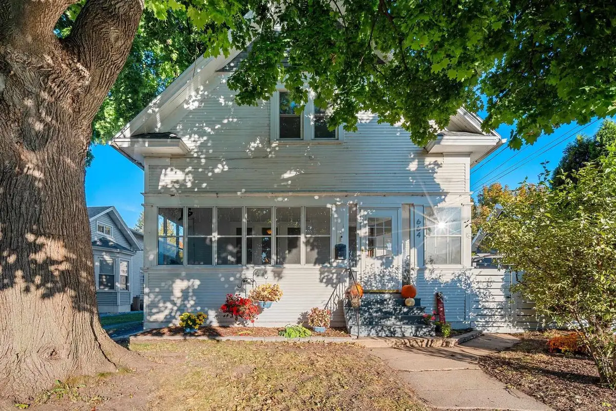 664 EVANS STREET, Oshkosh, WI 54901 - Image #1