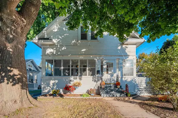 664 EVANS STREET, Oshkosh, WI 54901