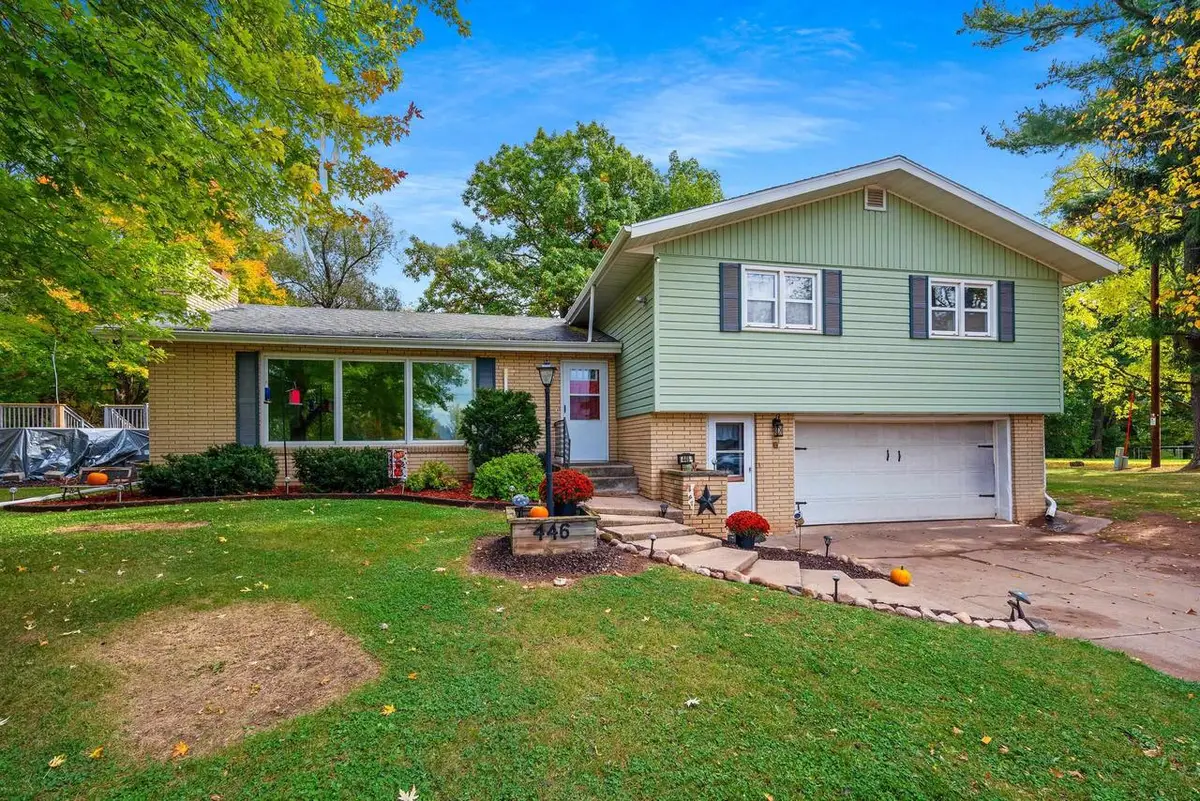 446 HOFFMANN COURT, Manawa, WI 54949 - Image #1