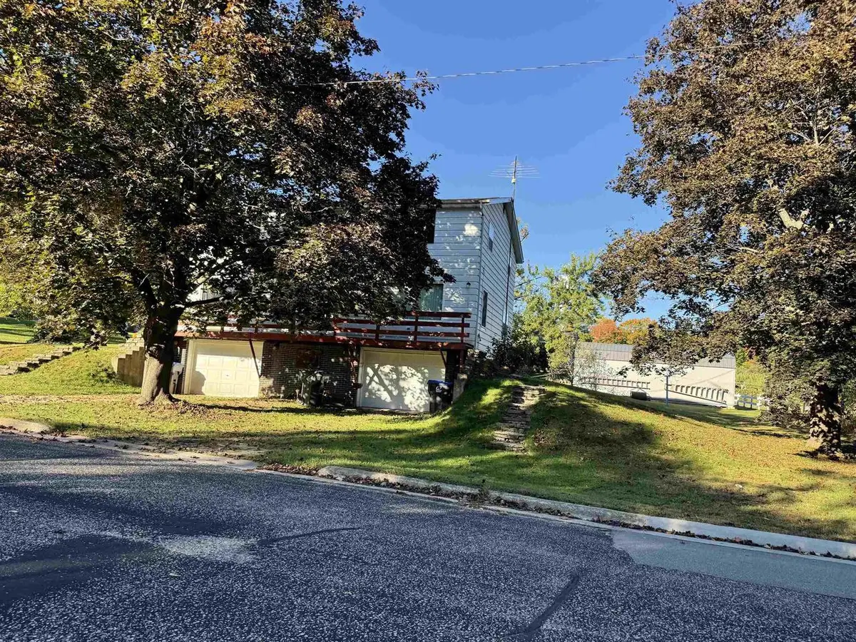 711 S MARY STREET, Weyauwega, WI 54983 - Image #1