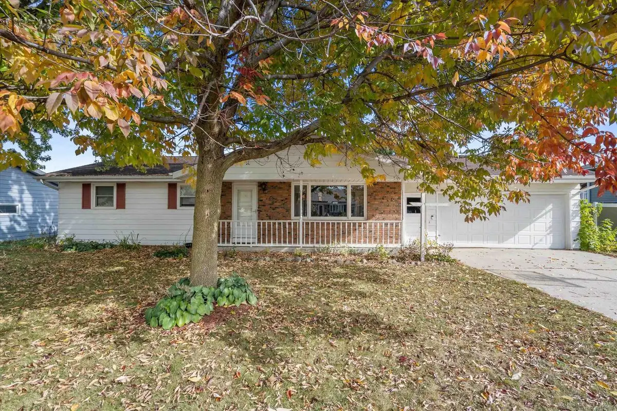 1712 MCKINLEY STREET, New Holstein, WI 53061 - Image #1
