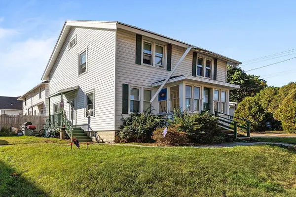 1521 HAMILTON STREET, Manitowoc, WI 54220