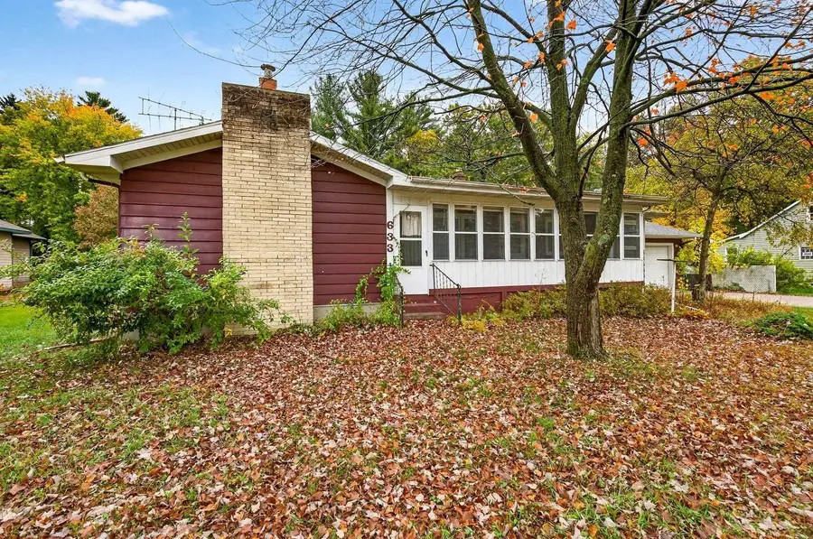 633 S CAMBRIDGE STREET, Wautoma, WI 54982 - Image #2