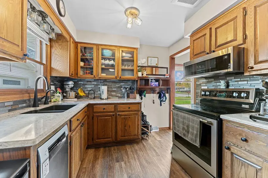 1504 BRUCE STREET, Neenah, WI 54956 - Image #3