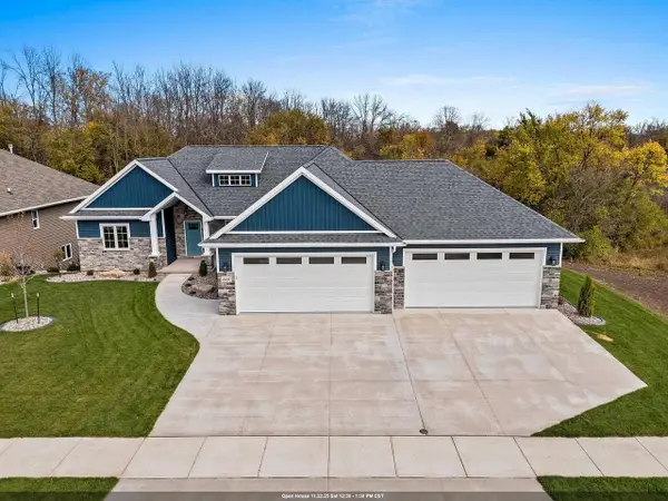 2534 N STELLITA CIRCLE, De Pere, WI 54115
