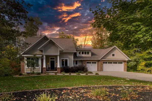 N1499 FOREST GLEN DRIVE, Greenville, WI 54942