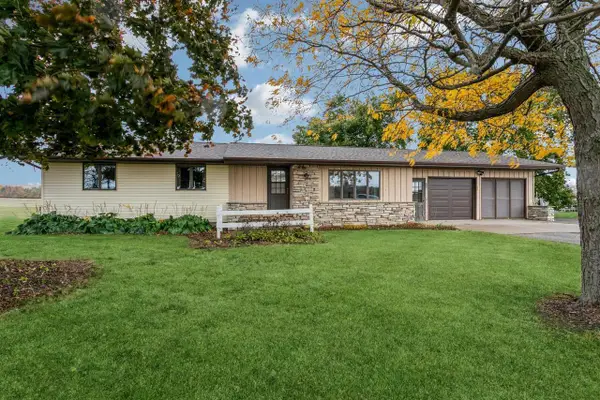 331 E LAKE STREET, Chilton, WI 53014