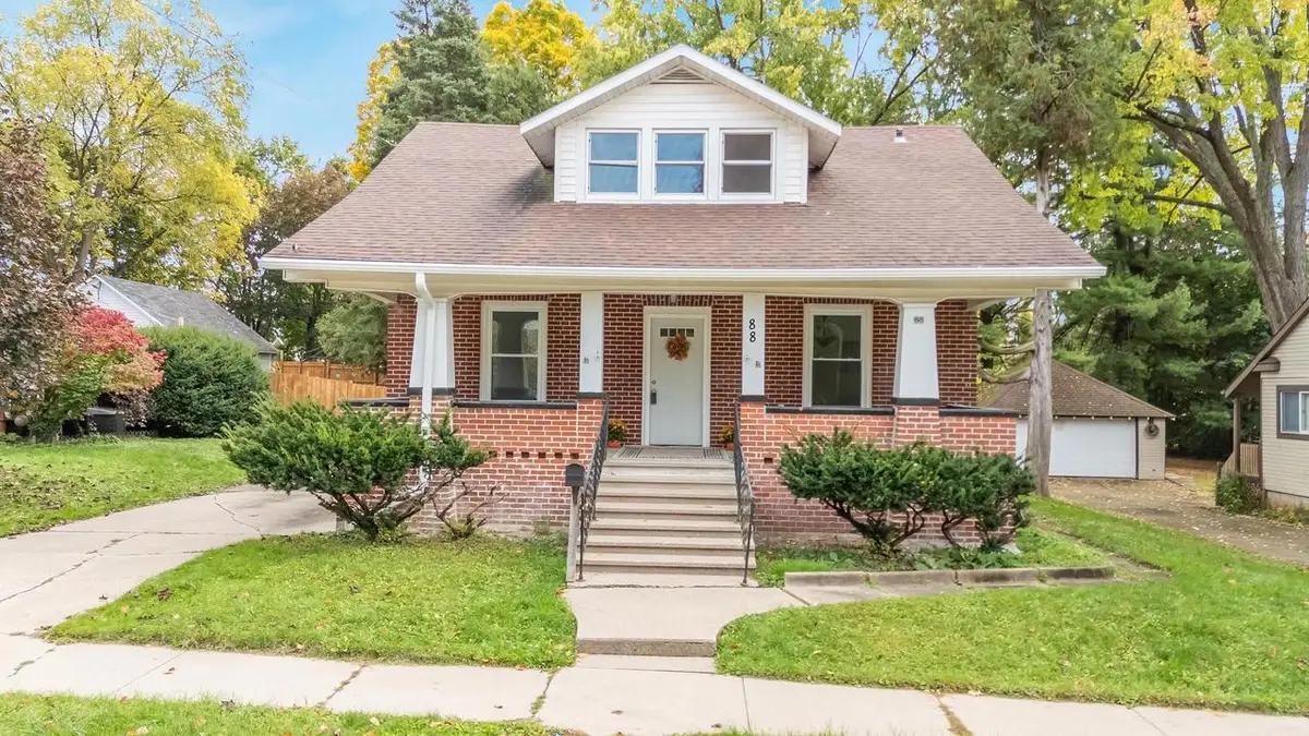 88 N CLINTON AVENUE, Clintonville, WI 54929 - Image #1