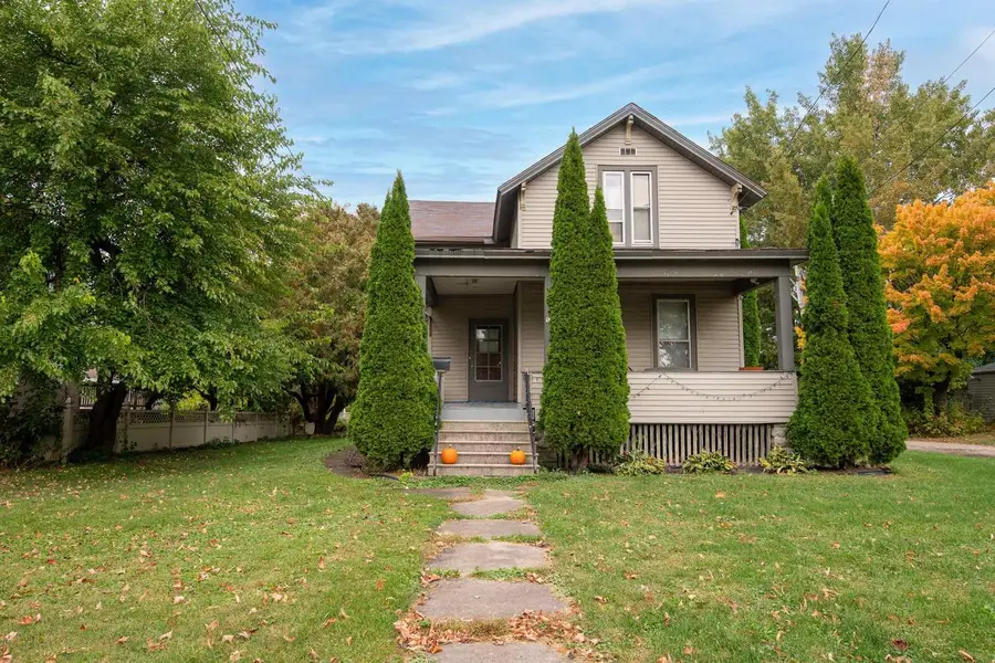 506 W NEW YORK AVENUE, Oshkosh, WI 54901 - Image #2