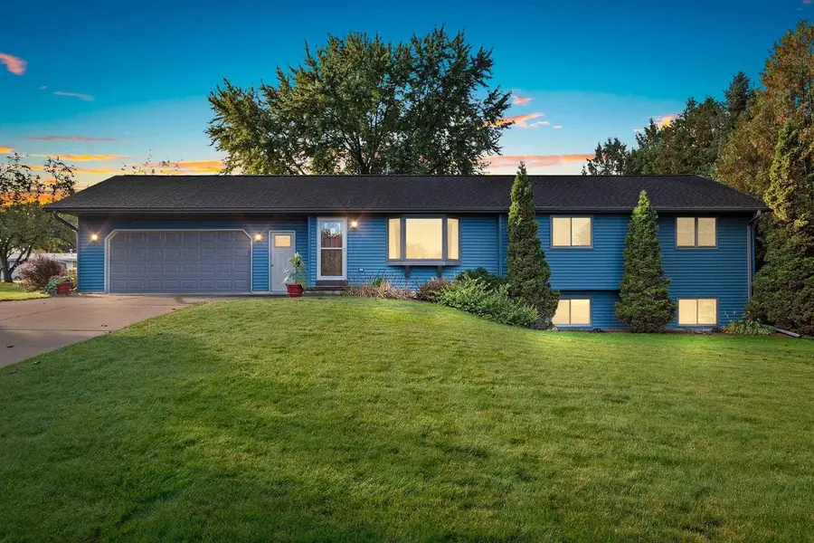120 HILLSIDE LANE, Shawano, WI 54166 - Image #3