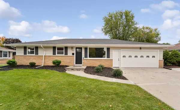 1513 E CALUMET STREET, Appleton, WI 54915