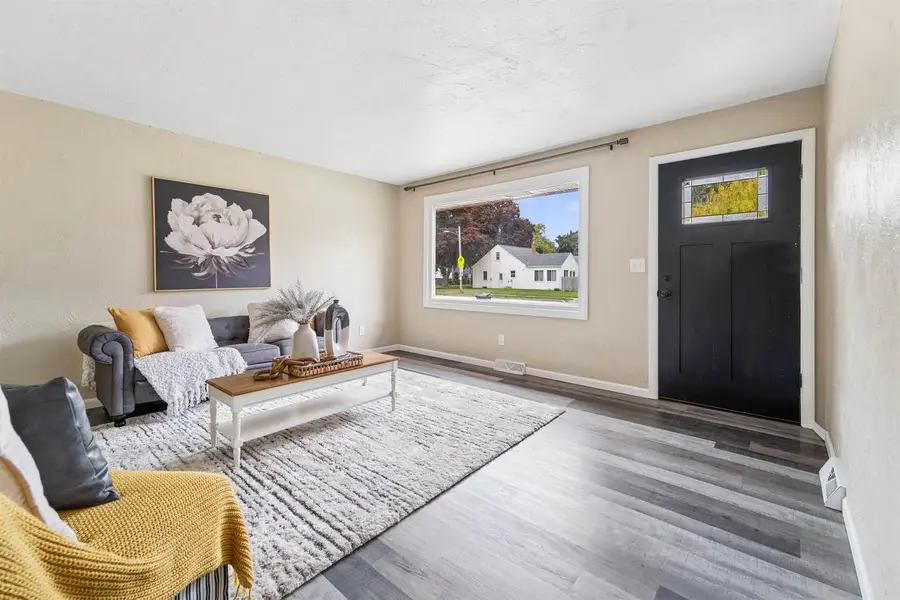 1513 E CALUMET STREET, Appleton, WI 54915 - Image #3