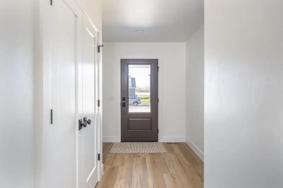 1622 SAGE CROSSING, Oshkosh, WI 54904 - Image #3