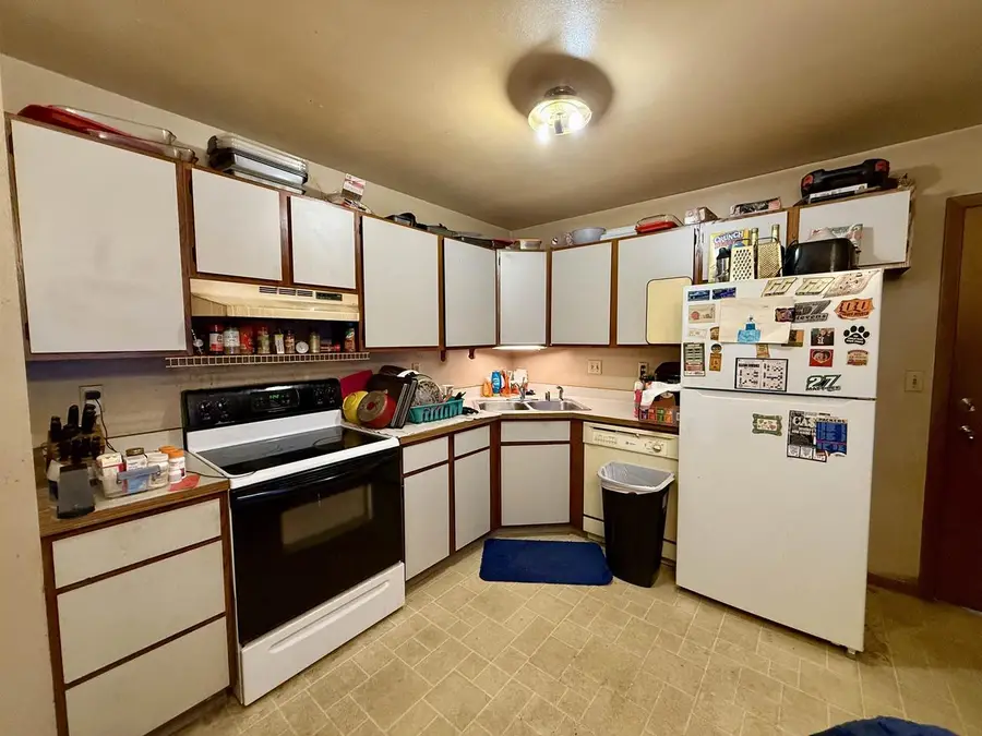 214 GUENTHER STREET, Oshkosh, WI 54902 - Image #2