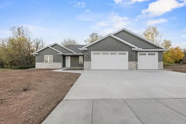 W7043 OTIS DRIVE, Greenville, WI 54942