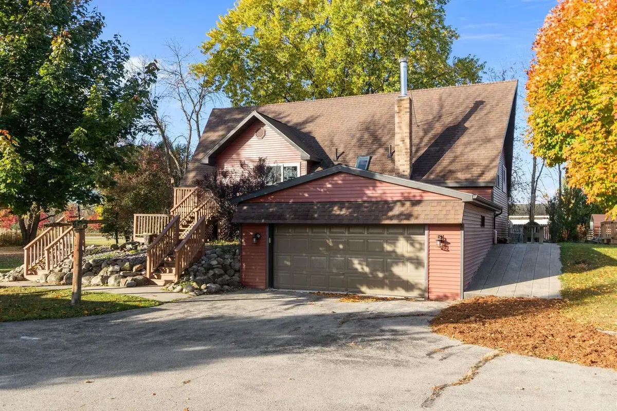 3044 STATE HWY 22, Oconto, WI 54153 - Image #1