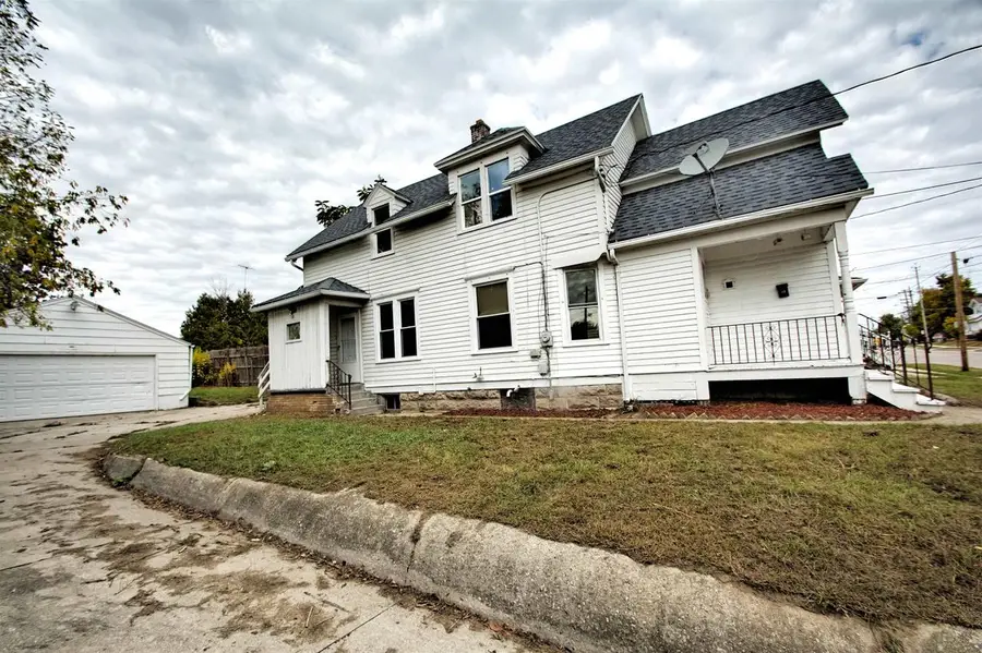 1610 S 10TH STREET, Manitowoc, WI 54220 - Image #2