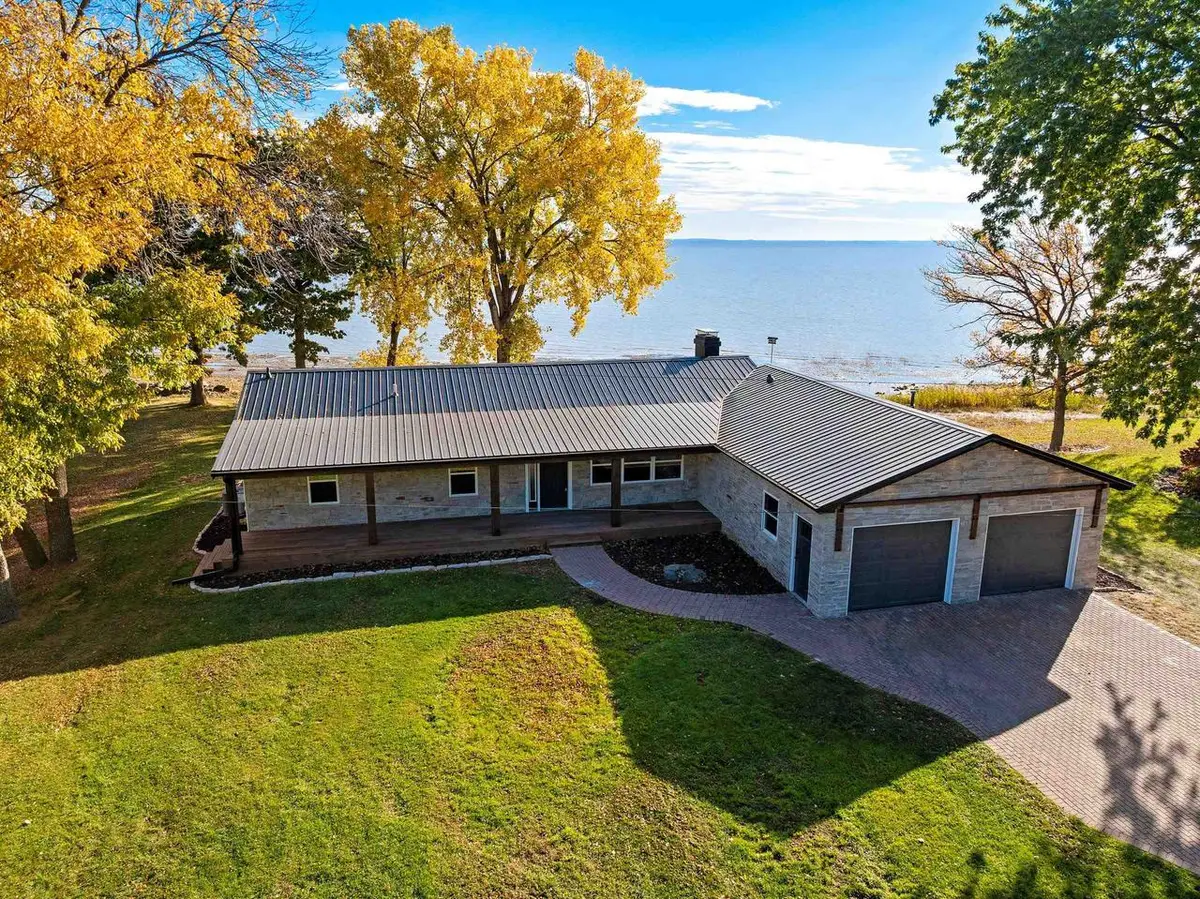 3660 CTY ROAD S, Little Suamico, WI 54141 - Image #1