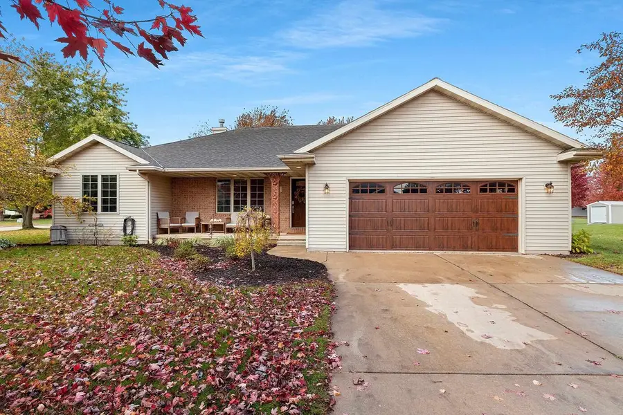 381 FALCON DRIVE, Pulaski, WI 54162 - Image #3