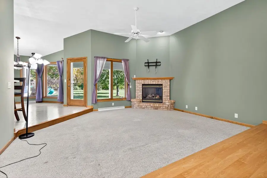 140 SCHRAMM WAY, Neenah, WI 54956 - Image #2