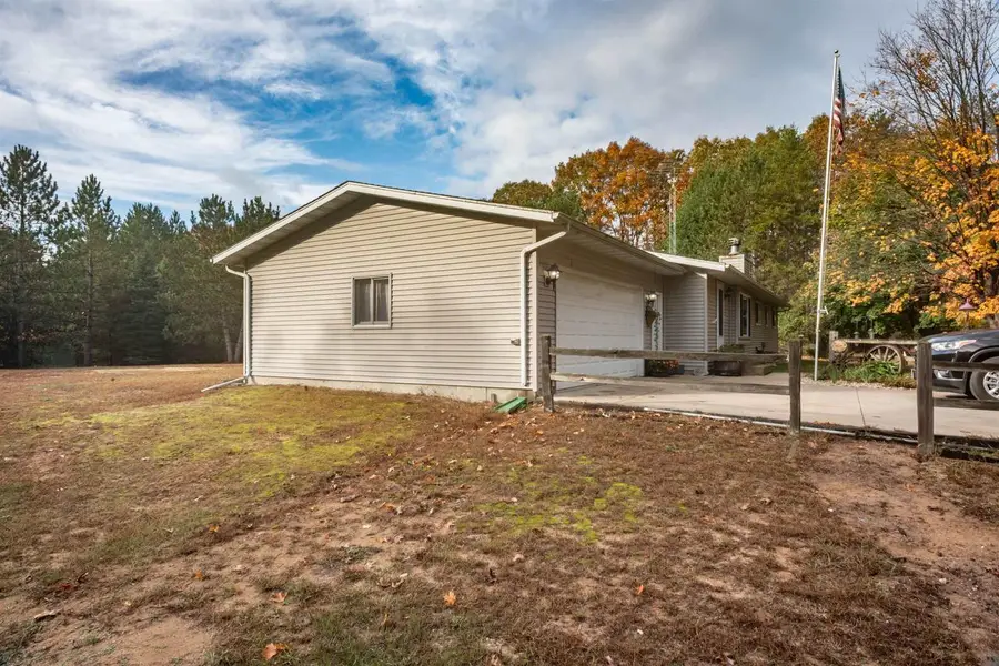 W7987 COTTONVILLE LANE, Wautoma, WI 54982 - Image #2