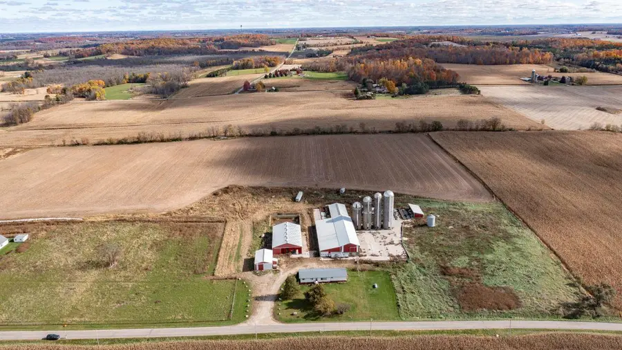 N9878 SPRENGER ROAD, Marion, WI 54950 - Image #2