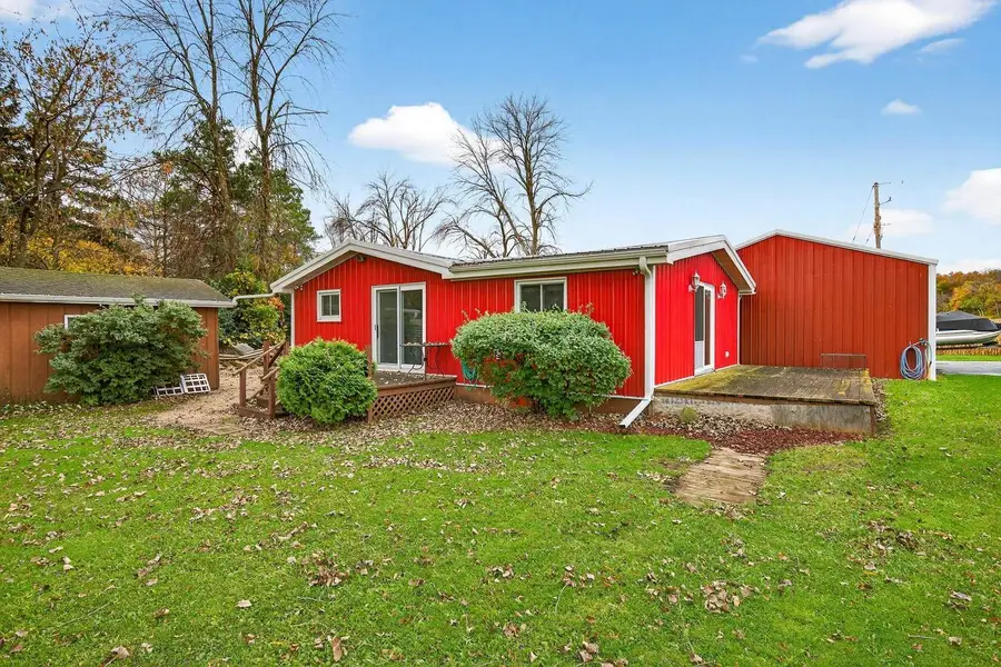 8511 EDGEWATER, Omro, WI 54963 - Image #2