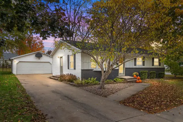 1207 HIETPAS STREET, Little Chute, WI 54140