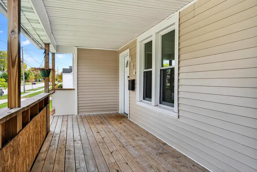 654 DEPERE STREET, Menasha, WI 54952 - Image #3