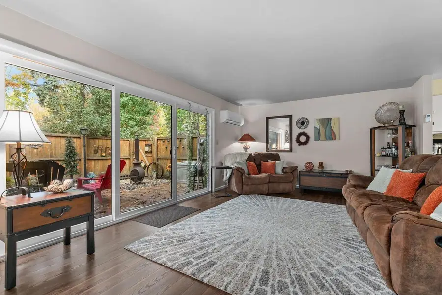 1809 ALCAN DRIVE  #5, Menasha, WI 54952 - Image #2