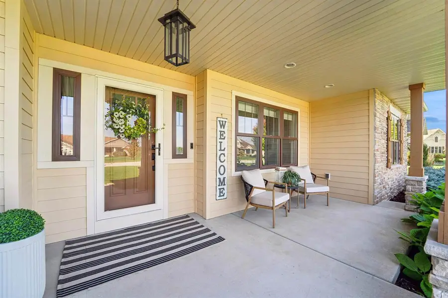 5039 W RED BARN COURT, Appleton, WI 54913 - Image #3