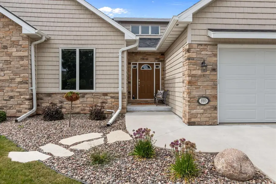 810 WHISPER FALLS LANE, Menasha, WI 54952 - Image #3