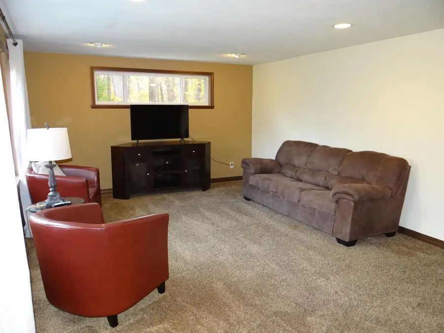 1723 PLANK ROAD, Menasha, WI 54952 - Image #2