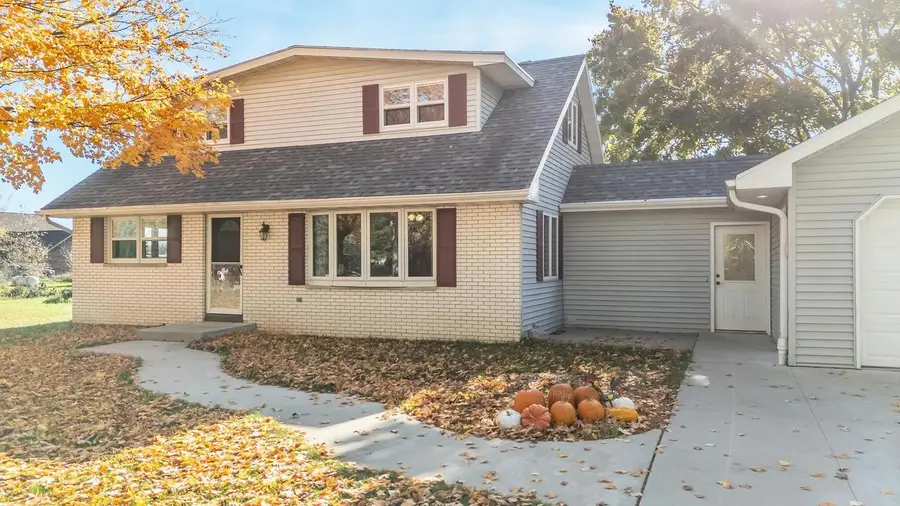 W1535 RANCH ROAD, Seymour, WI 54165 - Image #2