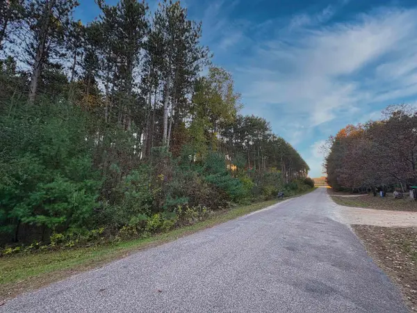 TWIN LANE, Redgranite, WI 54970