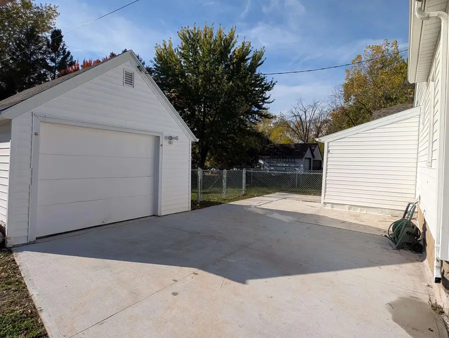 624 JACKSON STREET, Neenah, WI 54956 - Image #2