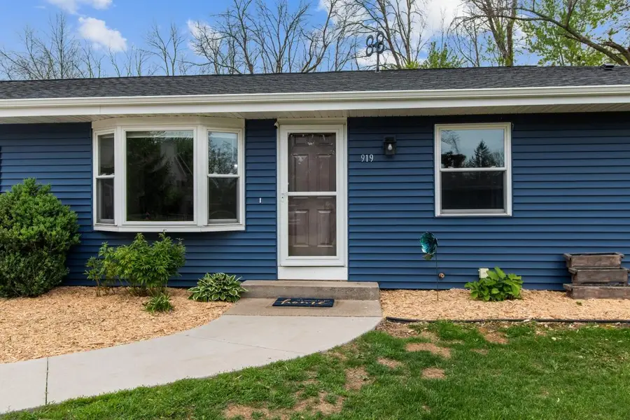 919 ELM STREET, Winneconne, WI 54986 - Image #2