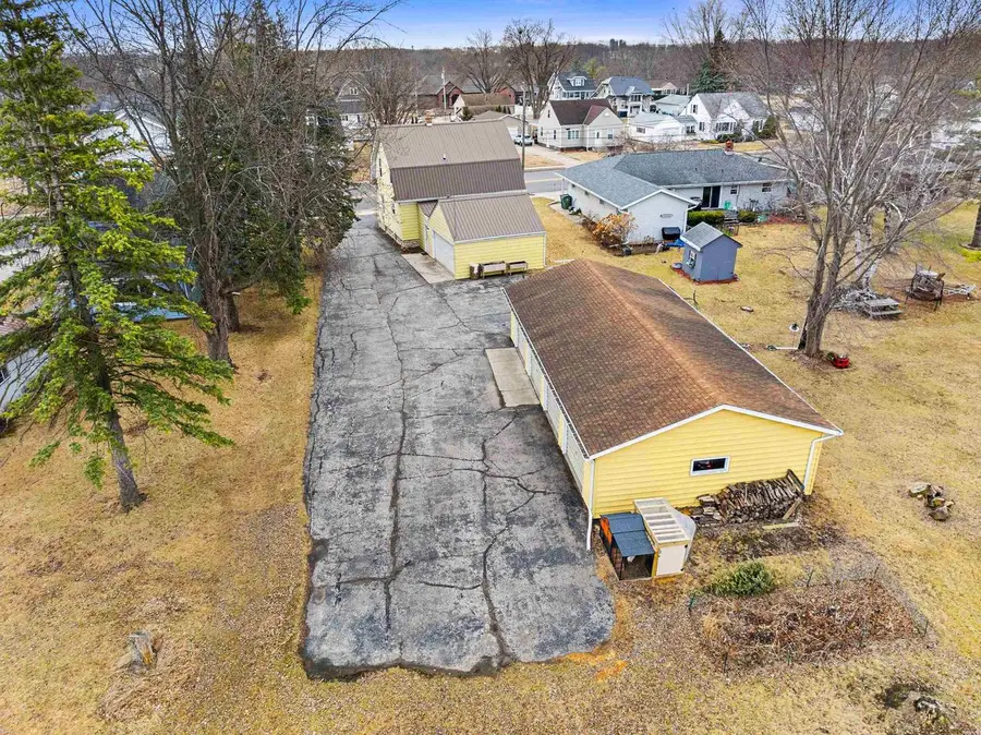 814 MAIN STREET, Wrightstown, WI 54180 - Image #2