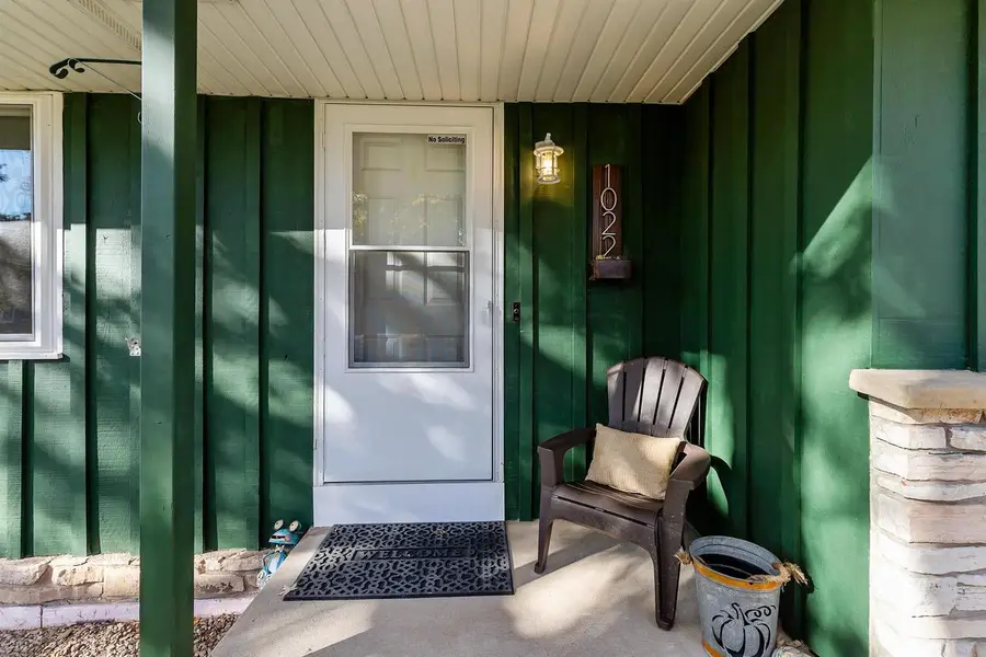 1022 GOSS AVENUE, Menasha, WI 54952 - Image #3