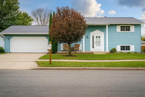 1115 ROOSEVELT STREET, Little Chute, WI 54140