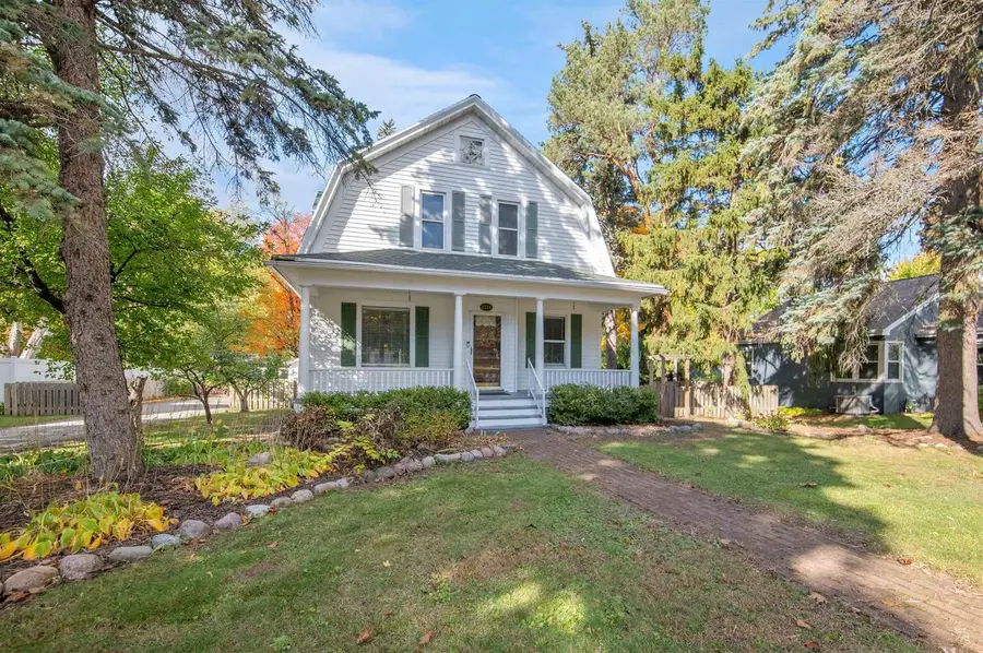 2534 S WEBSTER AVENUE, Green Bay, WI 54301 - Image #2