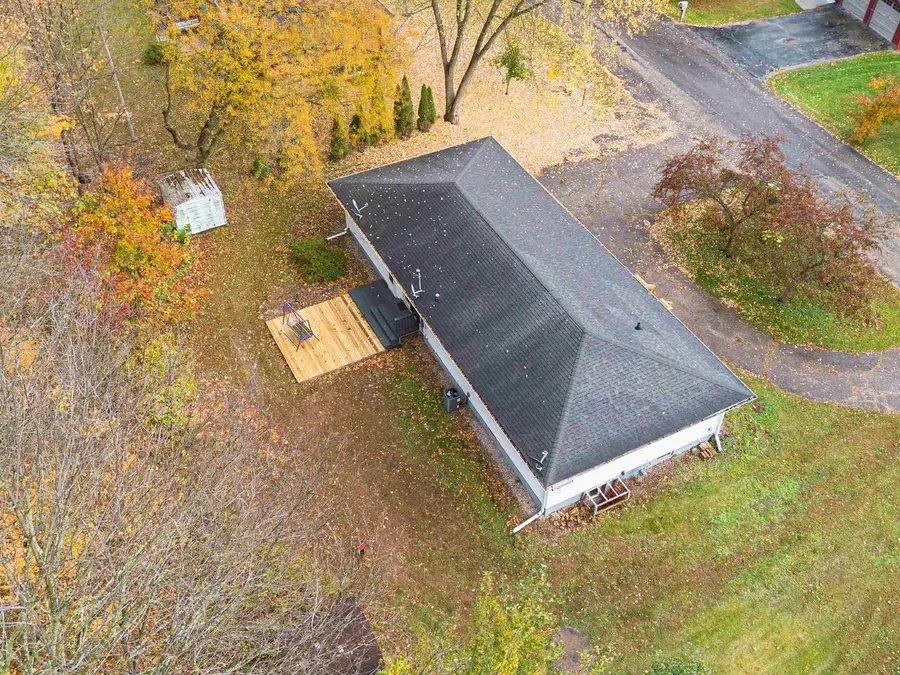 W12792 UECKER STREET, Caroline, WI 54928 - Image #3