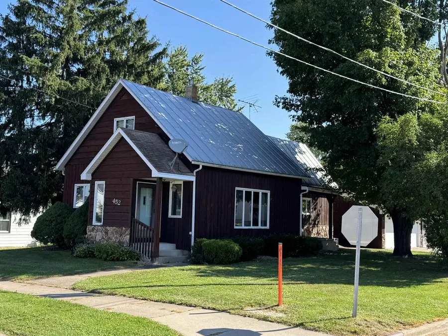 452 MILL STREET, Manawa, WI 54949 - Image #2