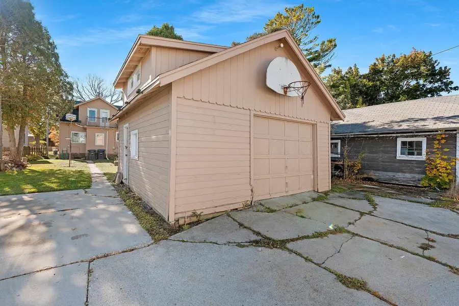 1126 LOGAN AVENUE, Sheboygan, WI 53083 - Image #2
