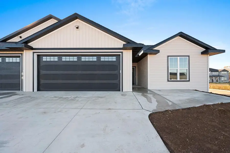 2882 HOWARD, Howard, WI 54313 - Image #2