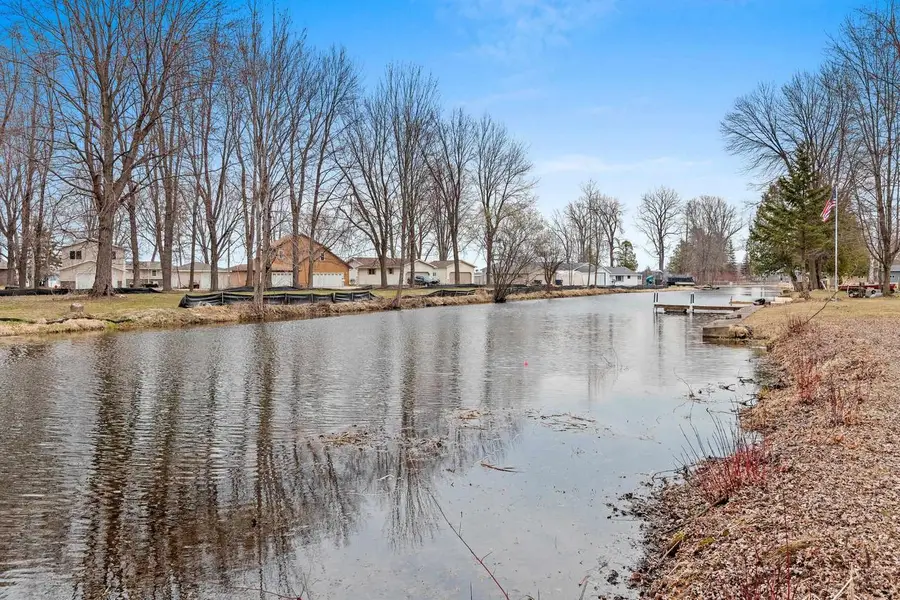 SWAN ACRE DRIVE, Cecil, WI 54111 - Image #2