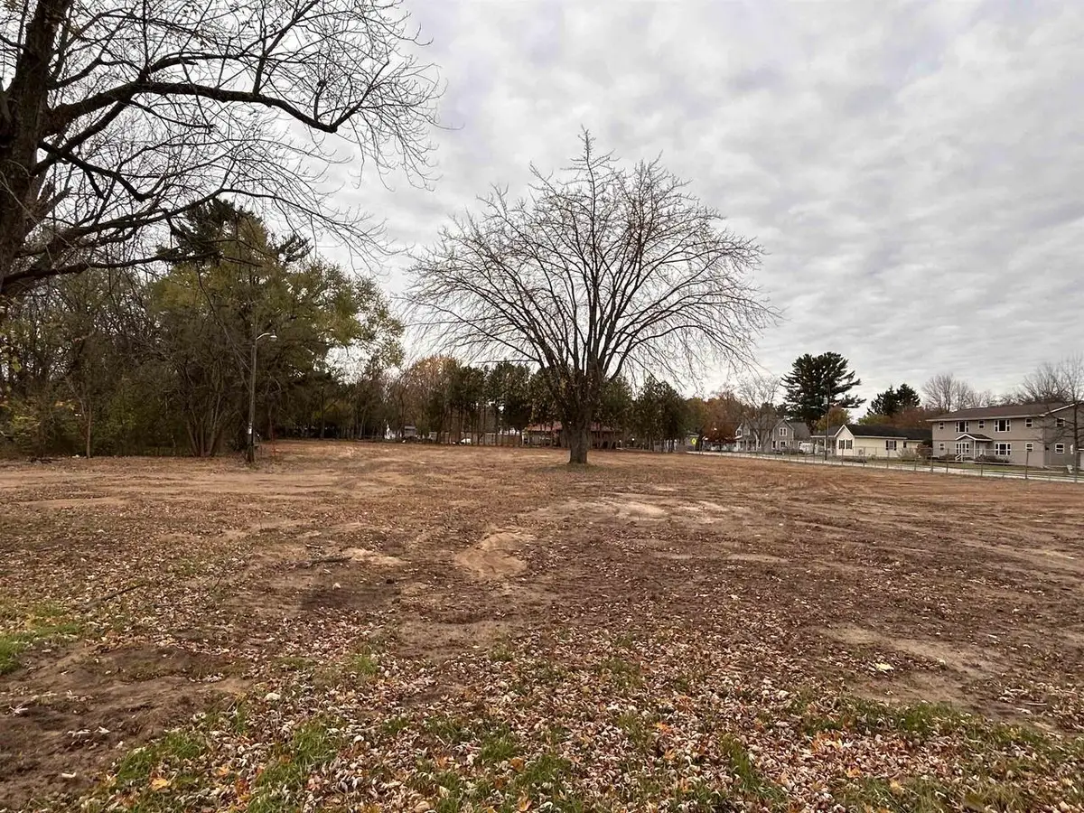 327 S WAUPACA STREET, Wautoma, WI 54982 - Image #1