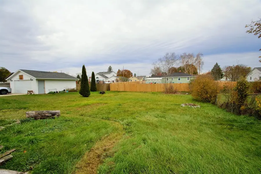 2114 10TH STREET, Two Rivers, WI 54241 - Image #3