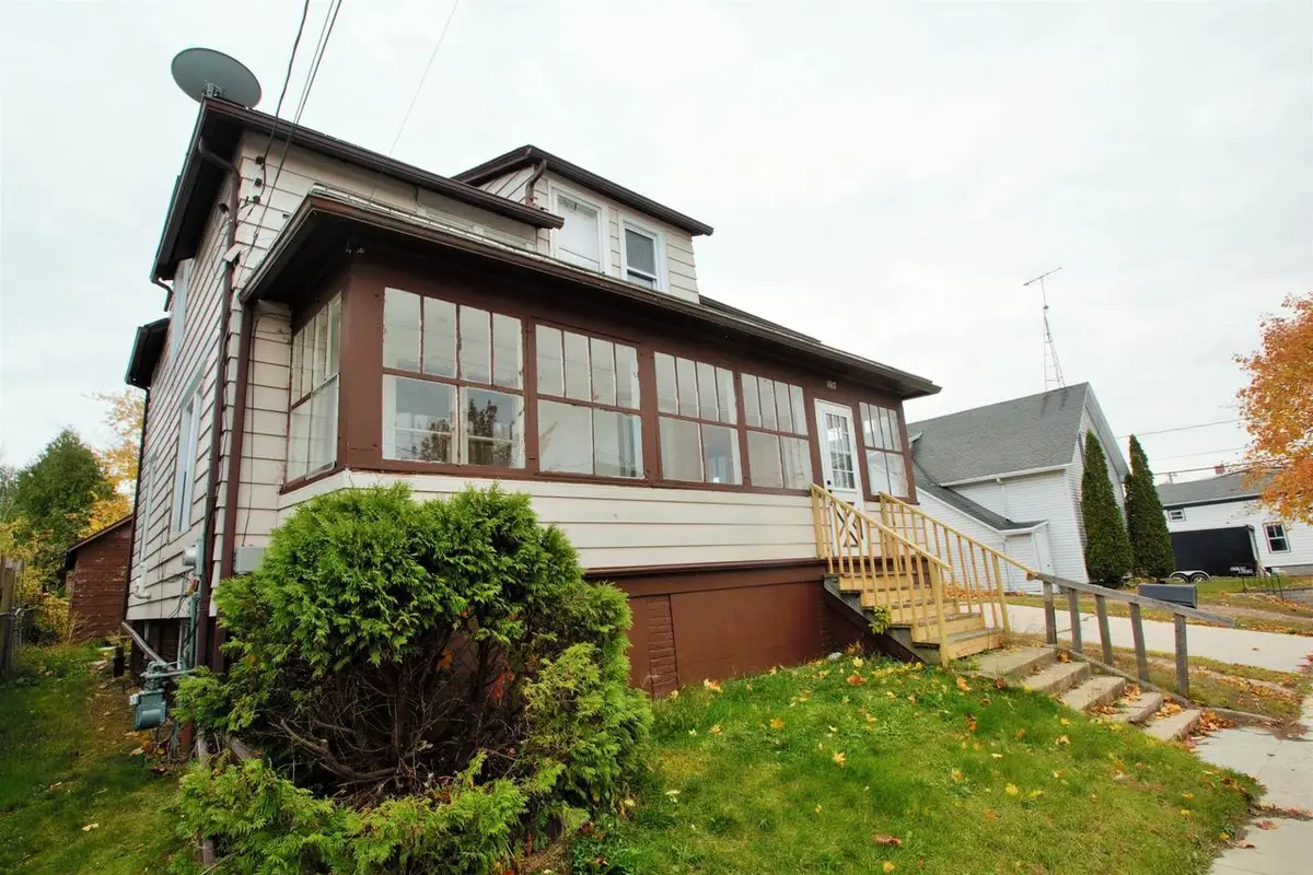 1017 18TH STREET, Two Rivers, WI 52241 - Image #1